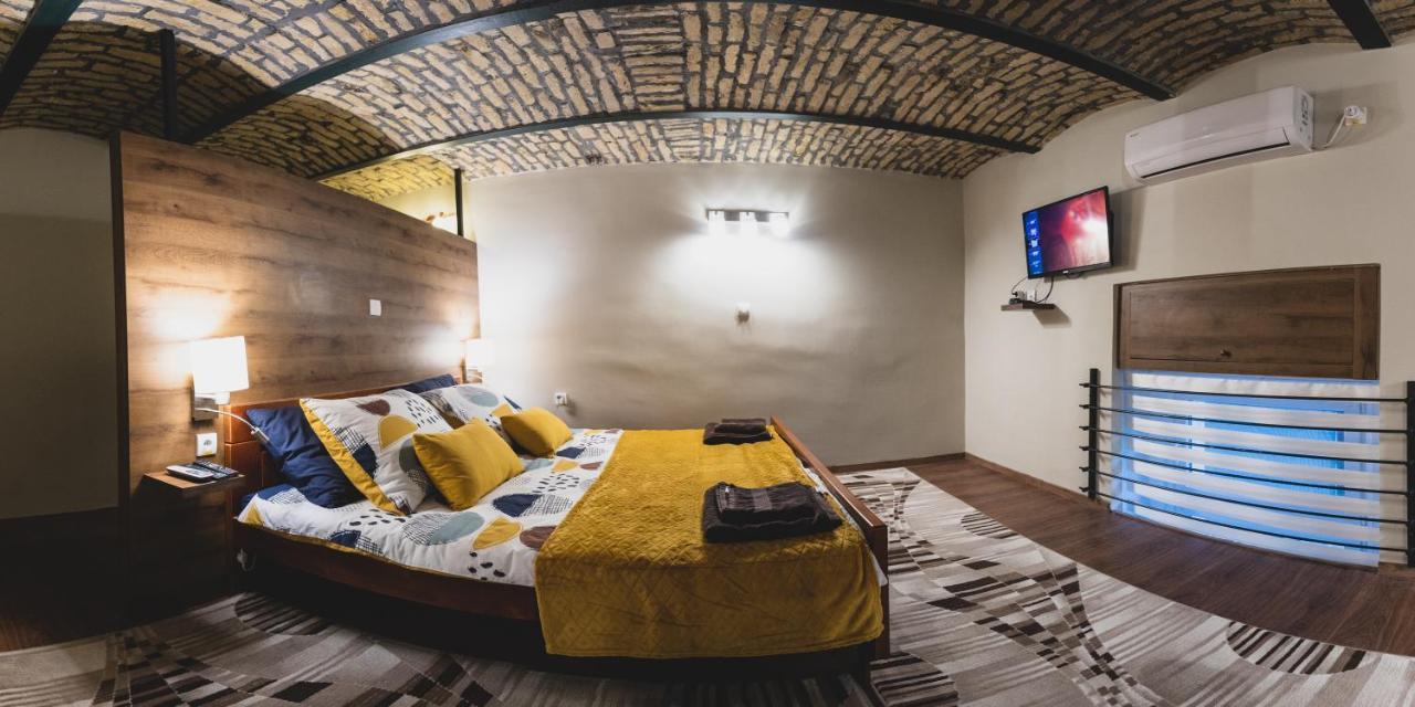 Museum Apartment Subotica Ngoại thất bức ảnh